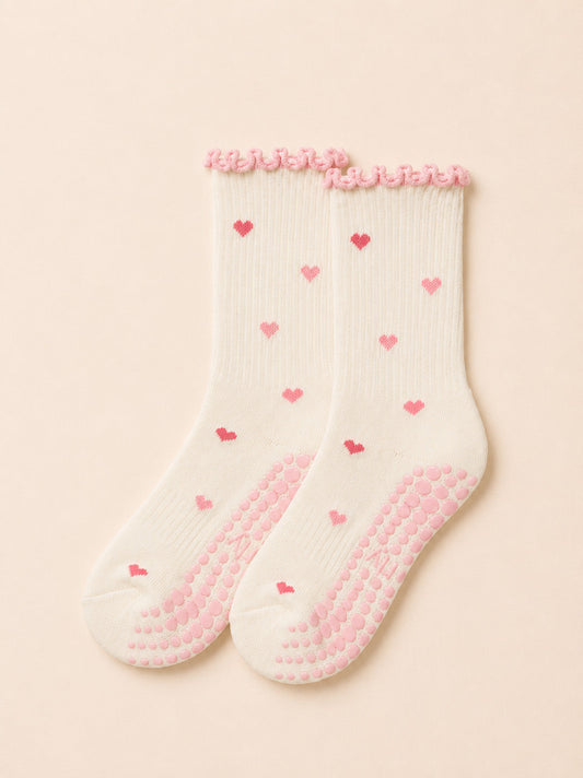 Grip Socks for Sweaty Feet: Breathable and Moisture-Wicking Materials