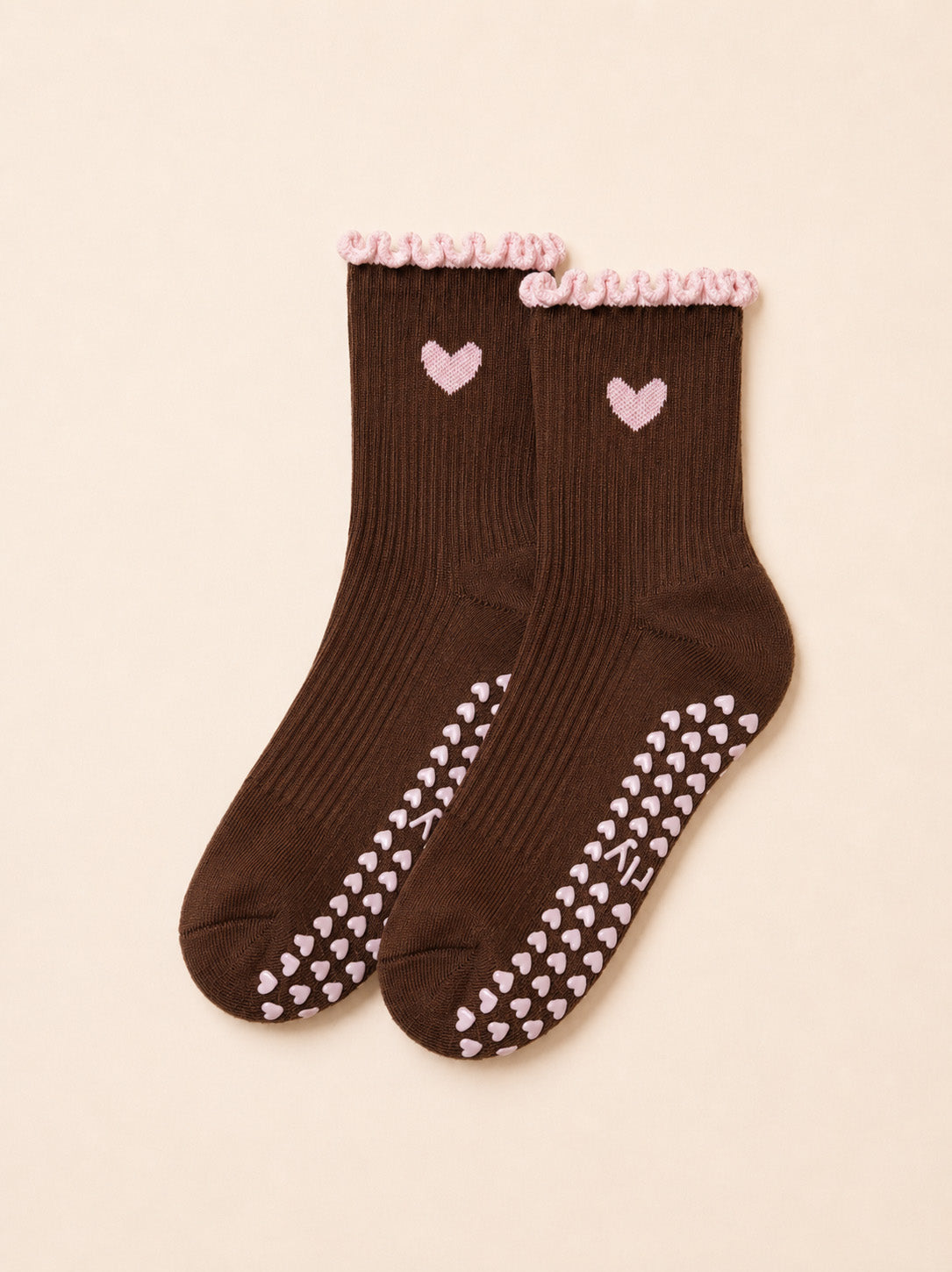 Love Dot pilates grip socks with ruffle edge and heart motif
